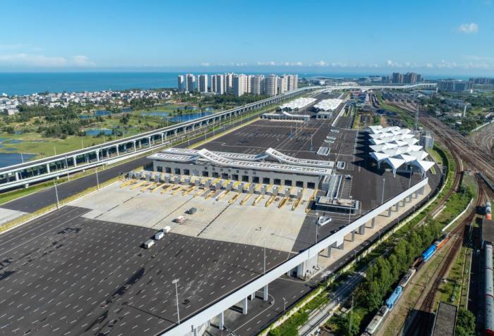 自由便利、精准高效——海关全力确保海南自贸港如期平稳封关运作